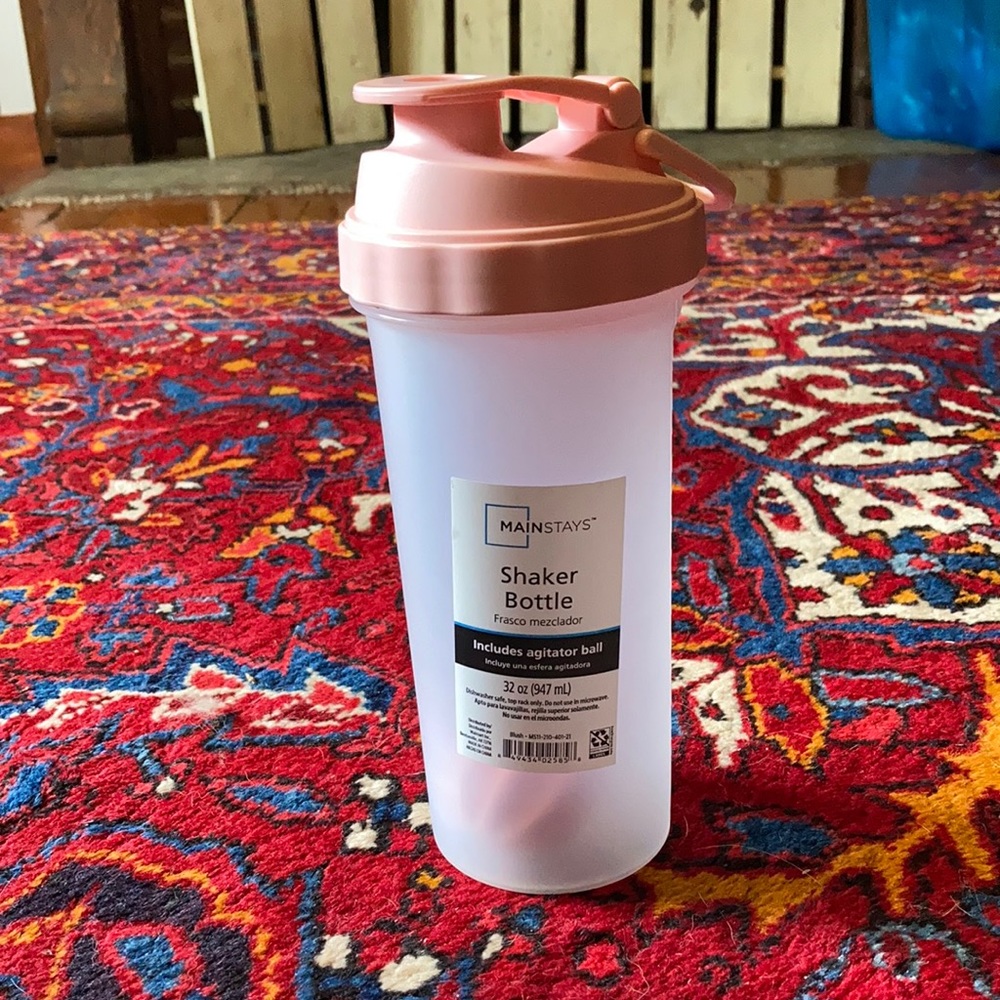 Shaker bottle